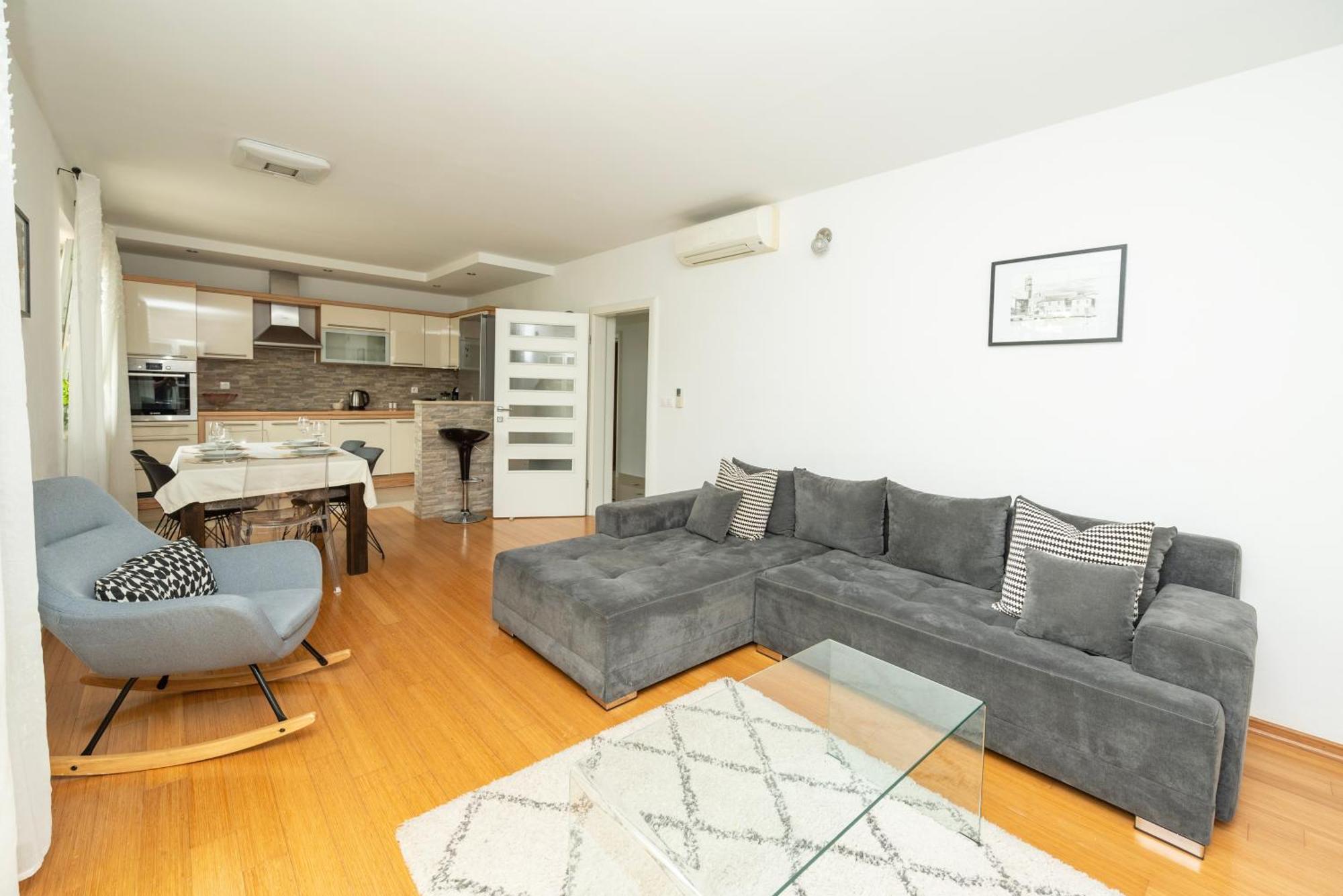 טרוגיר Apartment Paula מראה חיצוני תמונה